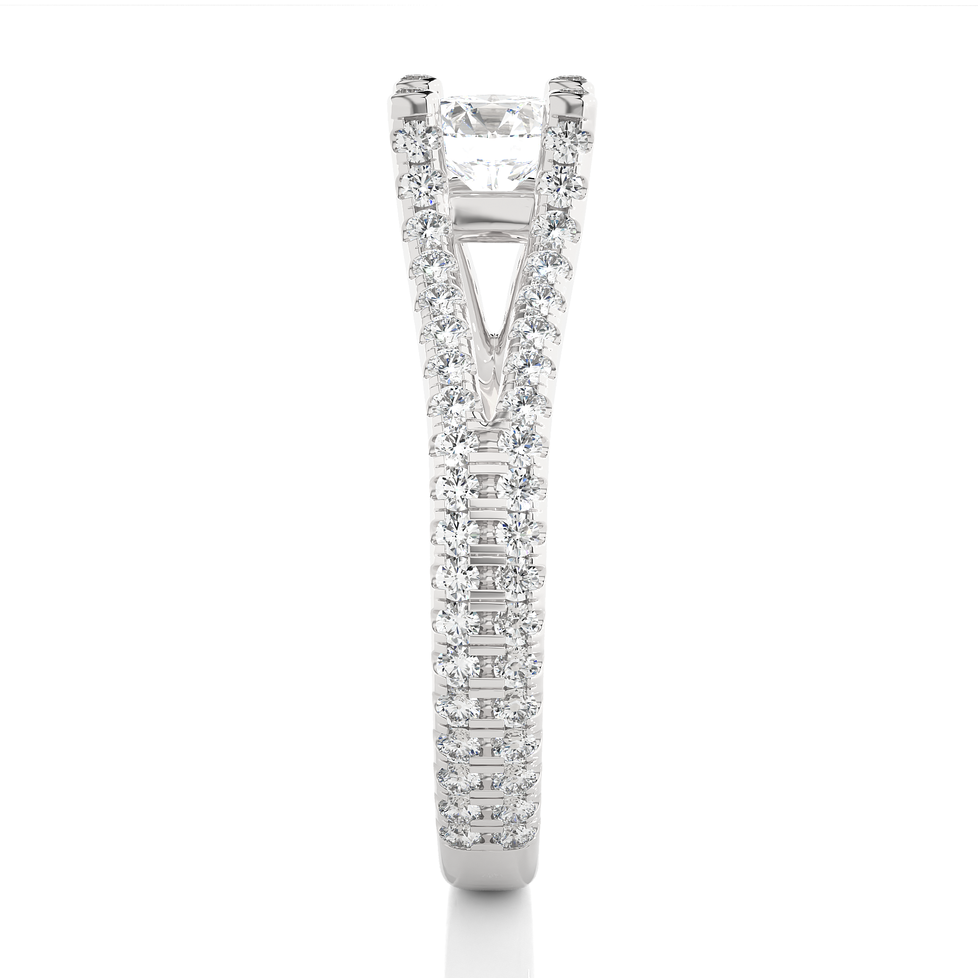 1.08 Carat G Color VS1 Clarity Diamond Studded Natural Diamond Ring.